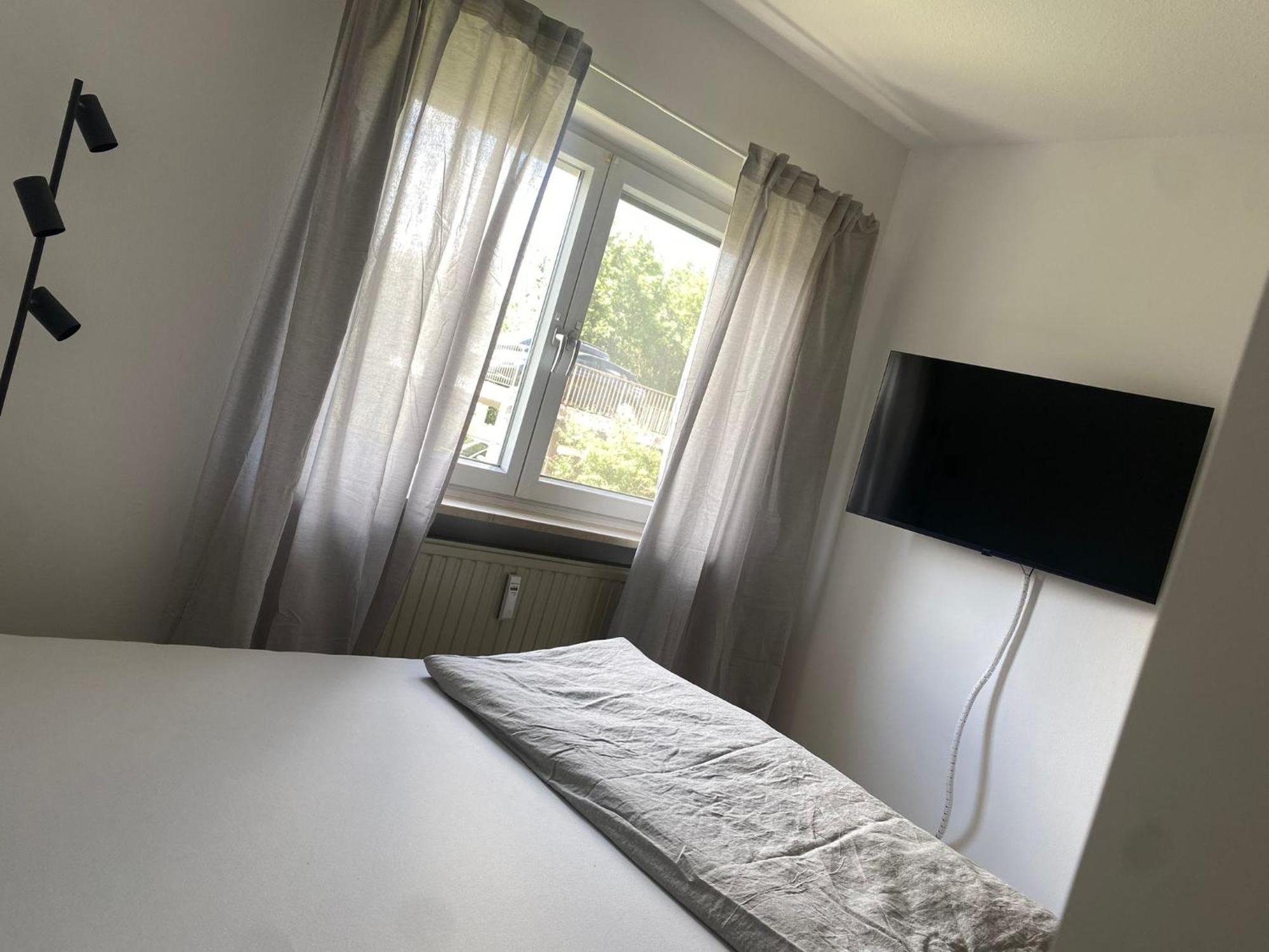 Charmante 1 Zimmerwohnung Mit Stellplatz Вюрцбург Екстер'єр фото